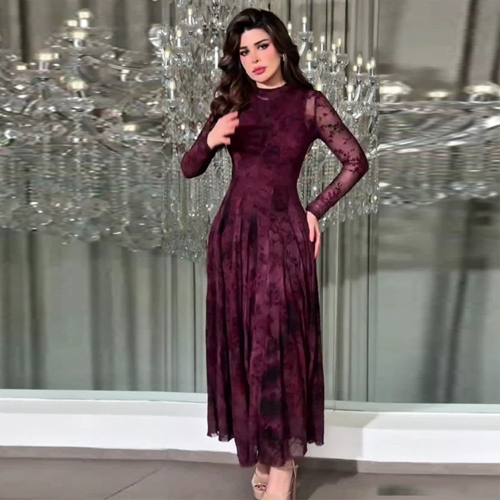 Forever 21 Women's Elegant Deep Red Round-Neck Long-Sleeve Cinched Waist Dress